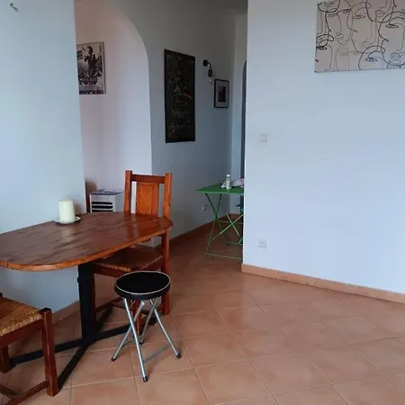 T2 Confort Lägenhet